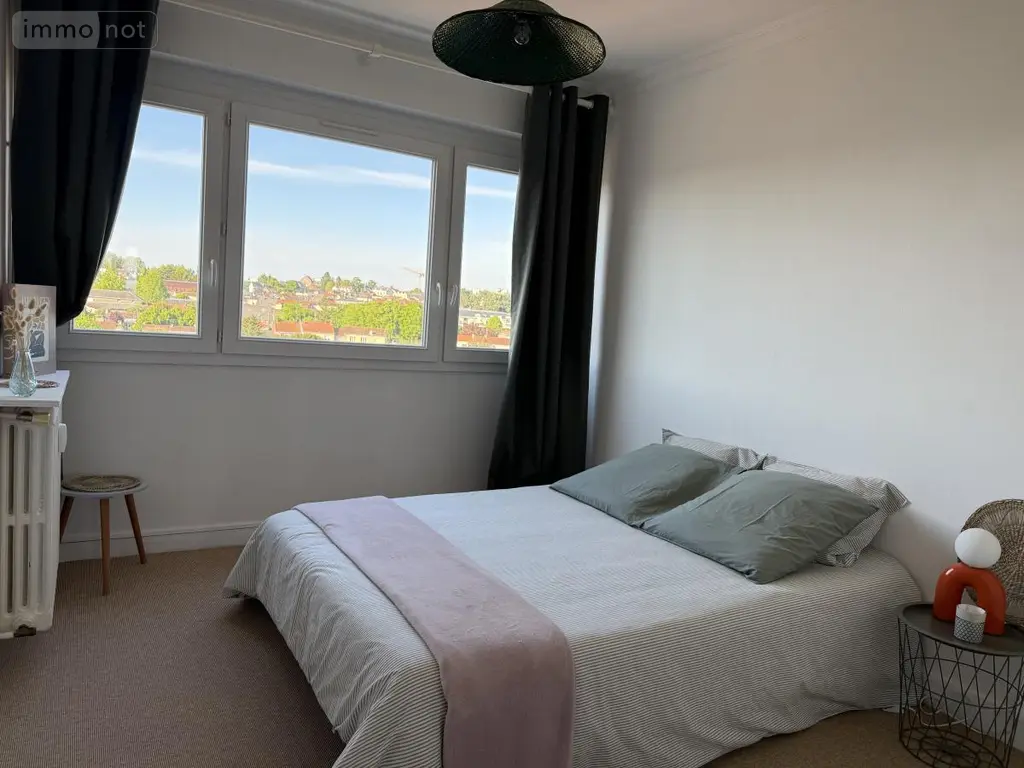 Appartement a vendre Cholet 49300 Maine-et-Loire 49 88 m2 5 pièces 136240 euros 49058-1515 007