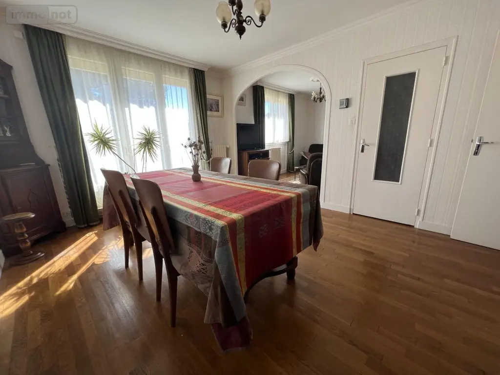 Maison a vendre Châteaugiron 35410 Ille-et-Vilaine 35 98 m2 5 pièces 249800 euros 35018-788 004