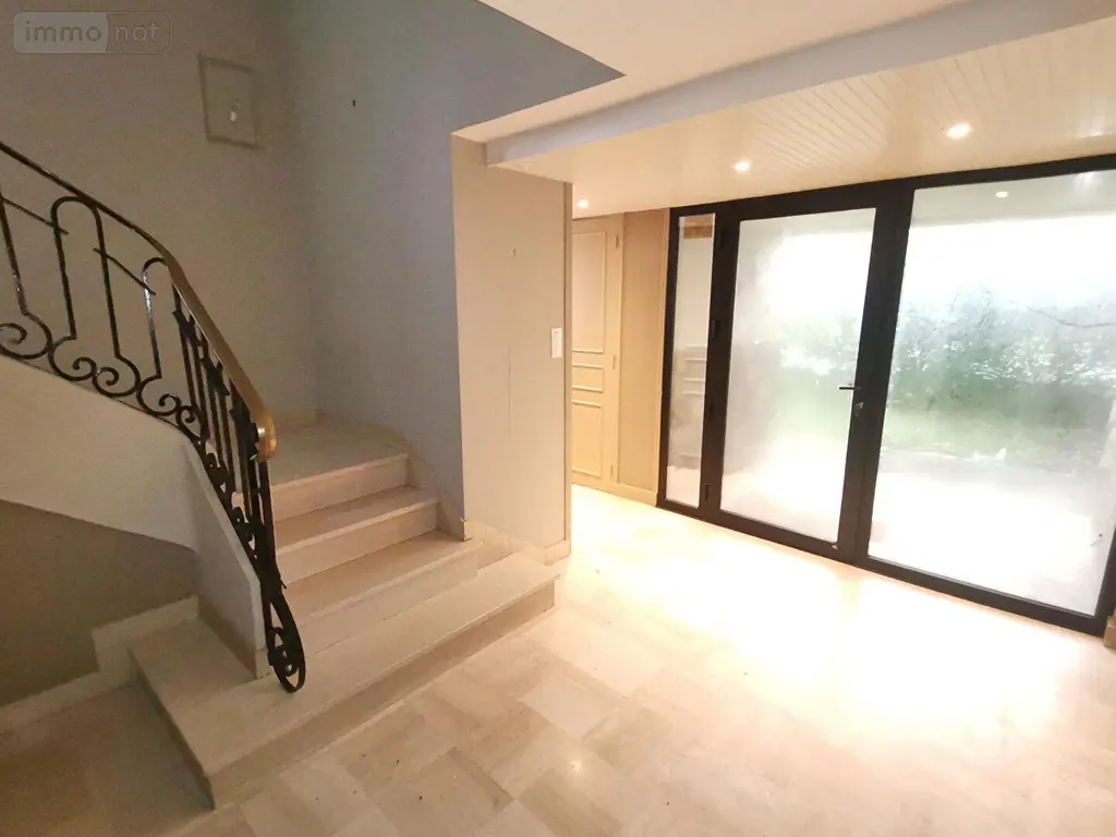 Maison a vendre Janzé 35150 Ille-et-Vilaine 35 208 m2 8 pièces 335360 euros 048-V1286S 002