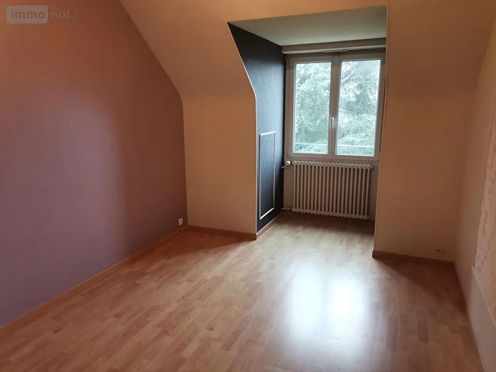 Maison a vendre Janzé 35150 Ille-et-Vilaine 35 208 m2 8 pièces 335360 euros 048-V1286S 010