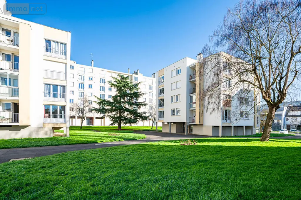 Appartement a vendre Rennes 35200 Ille-et-Vilaine 35 58 m2 3 pièces 161975 euros 2030 001