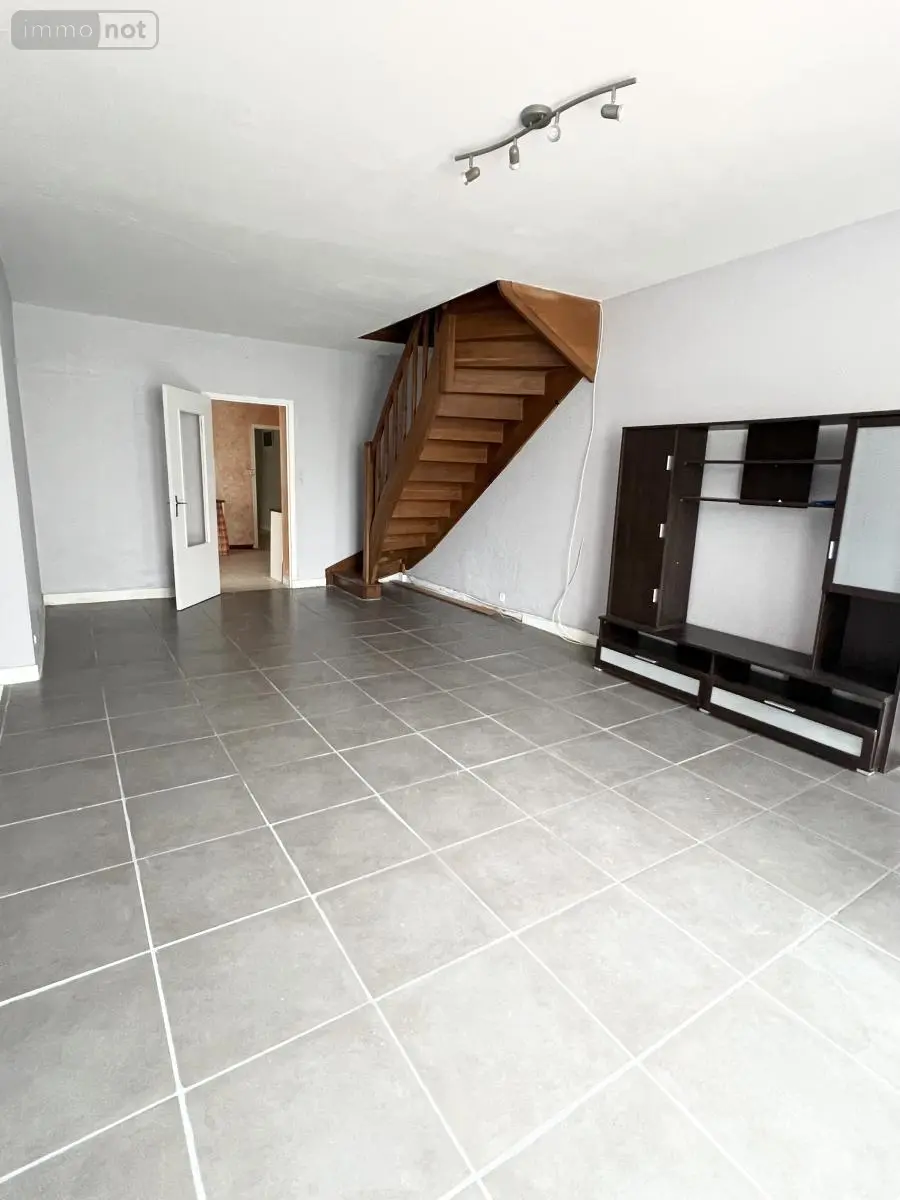 Maison a vendre Oucques La Nouvelle 41290 Loir-et-Cher 41 102 m2 3 pièces 79500 euros 41029-7 003