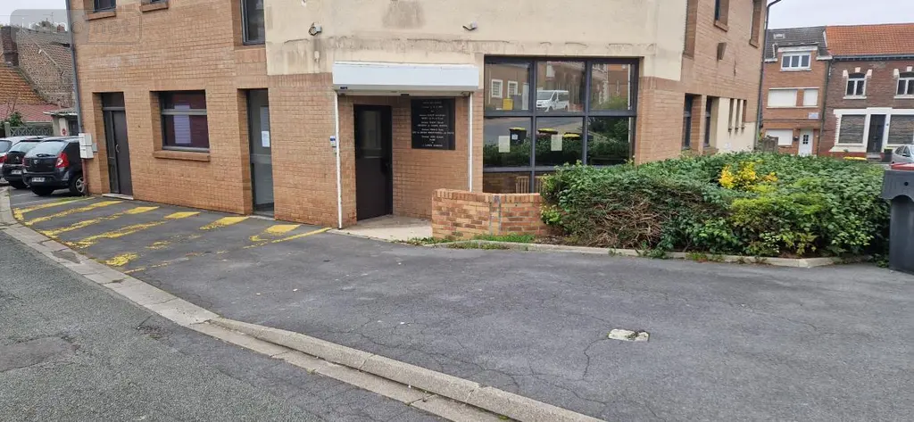 Location fonds et murs commerciaux Pont-à-Vendin 62880 Pas-de-Calais 62 126 m2 850 euros 62032-L888 011