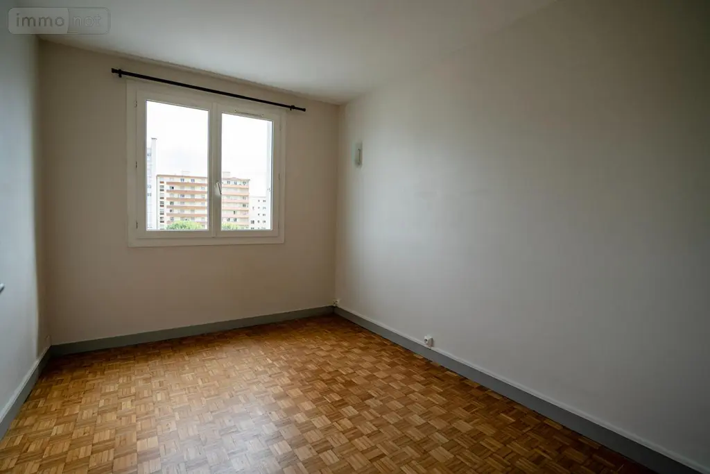 Appartement a vendre Rennes 35000 Ille-et-Vilaine 35 71 m2 4 pièces 261250 euros 2144 006