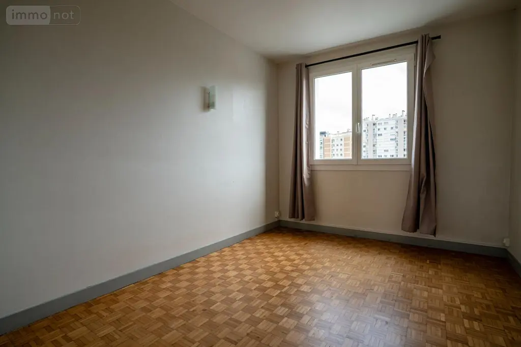Appartement a vendre Rennes 35000 Ille-et-Vilaine 35 71 m2 4 pièces 261250 euros 2144 007