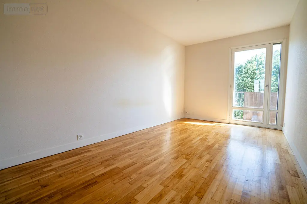 Appartement a vendre Rennes 35000 Ille-et-Vilaine 35 61 m2 3 pièces 214225 euros 2157 008