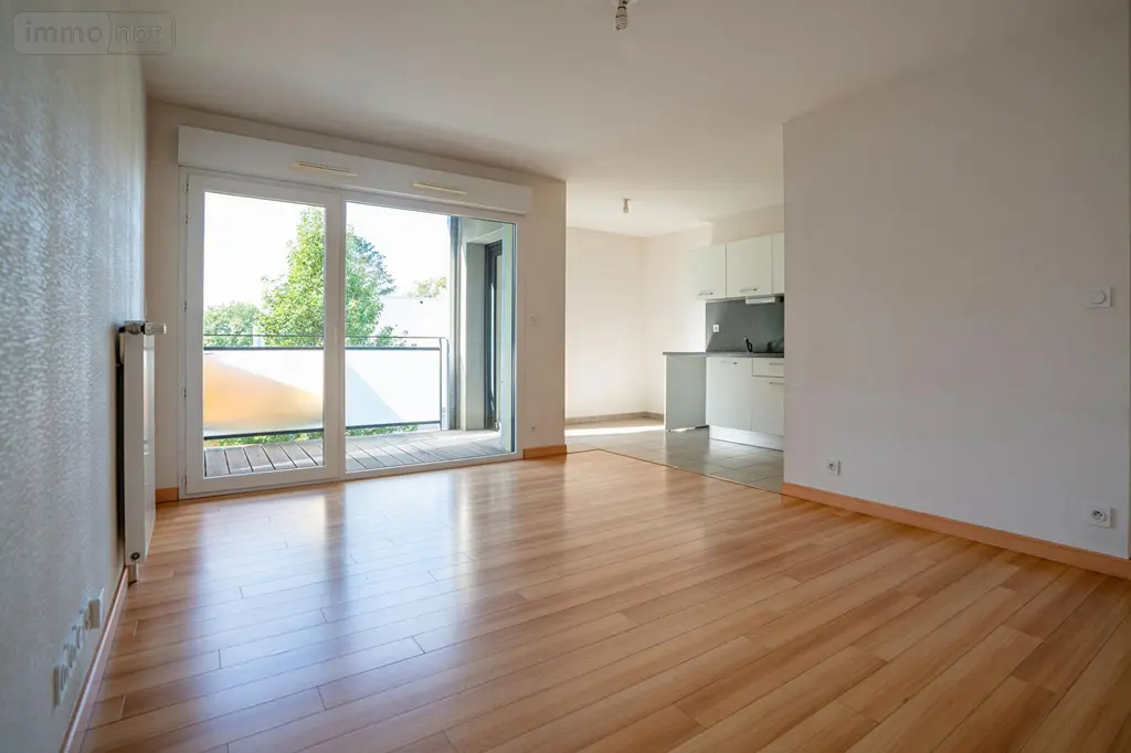 Appartement a vendre Rennes 35700 Ille-et-Vilaine 35 56 m2 3 pièces 240350 euros 2177 001