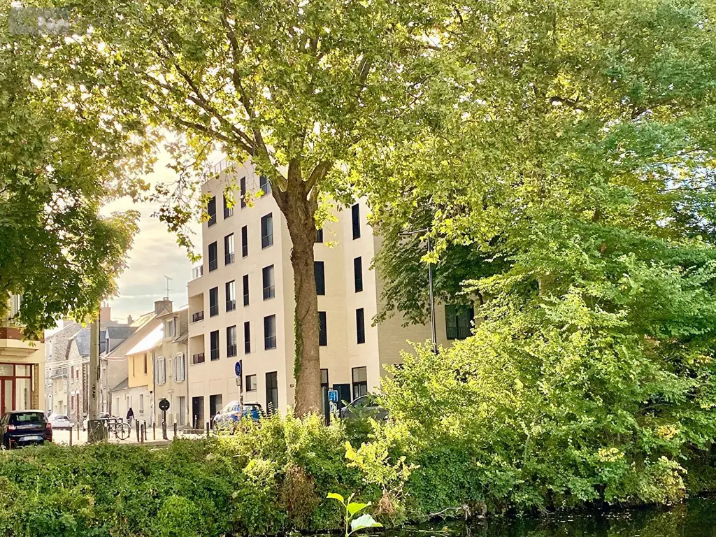 Appartement a vendre Rennes 35000 Ille-et-Vilaine 35 32 m2 1 pièce 215800 euros 048-V1382S 008