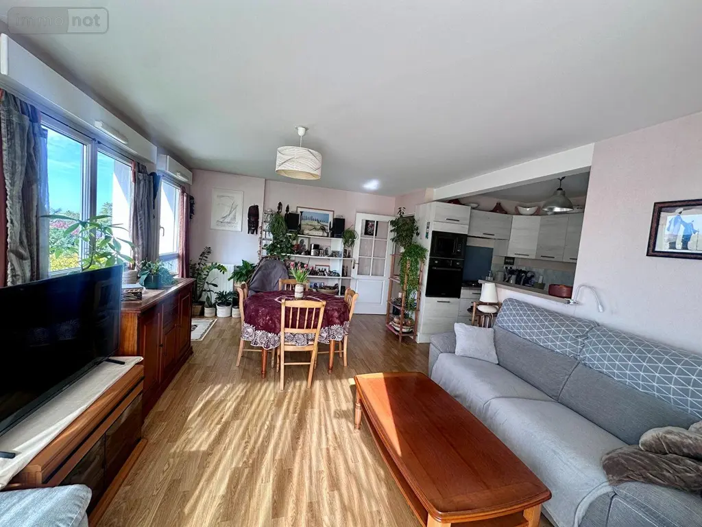 Appartement a vendre Rennes 35700 Ille-et-Vilaine 35 64 m2 3 pièces 245575 euros 2200 005