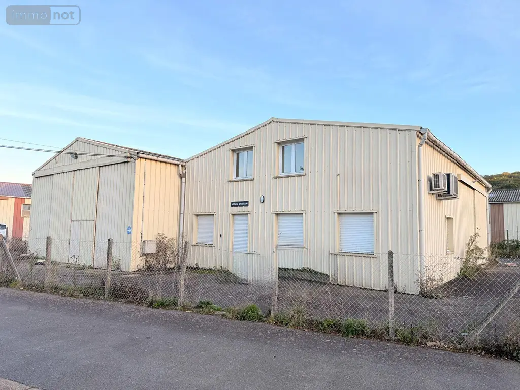 Divers a vendre Montfort-sur-Meu 35160 Ille-et-Vilaine 35 320 m2 4 pièces 272200 euros 048-V1383M 001