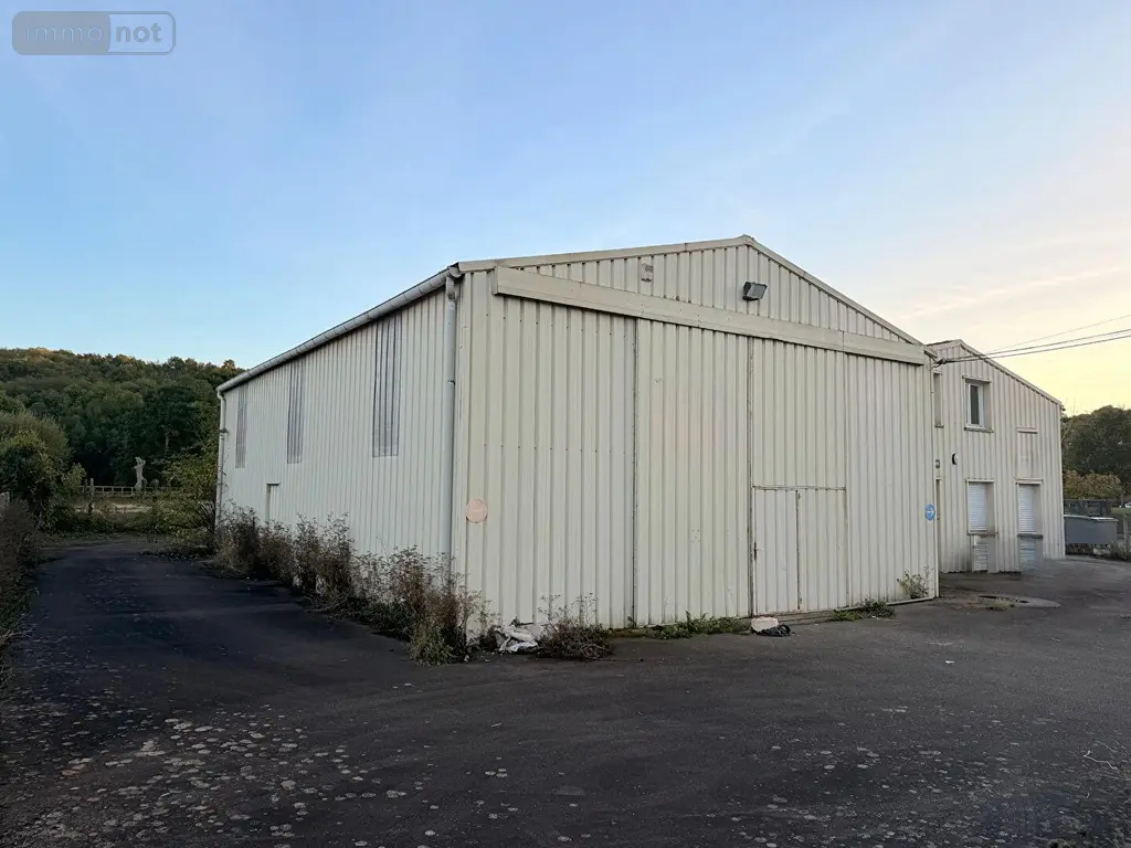 Divers a vendre Montfort-sur-Meu 35160 Ille-et-Vilaine 35 320 m2 4 pièces 272200 euros 048-V1383M 003