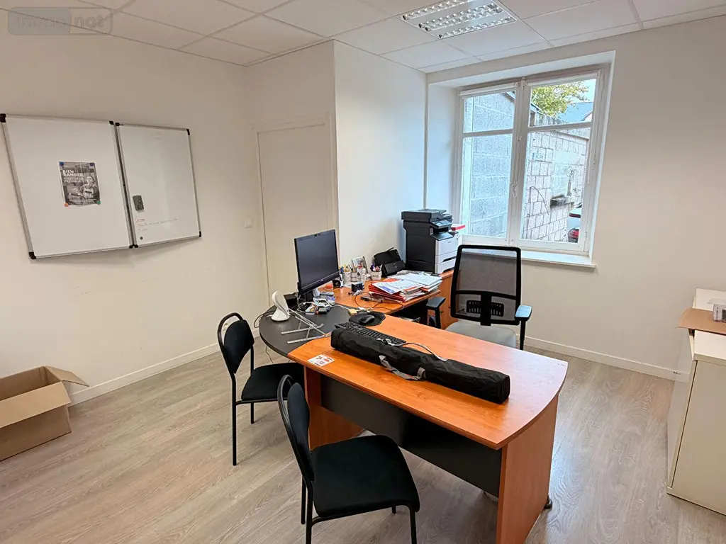 Divers a vendre Montfort-sur-Meu 35160 Ille-et-Vilaine 35 63 m2 1 pièce 167680 euros 048-V1384V 003
