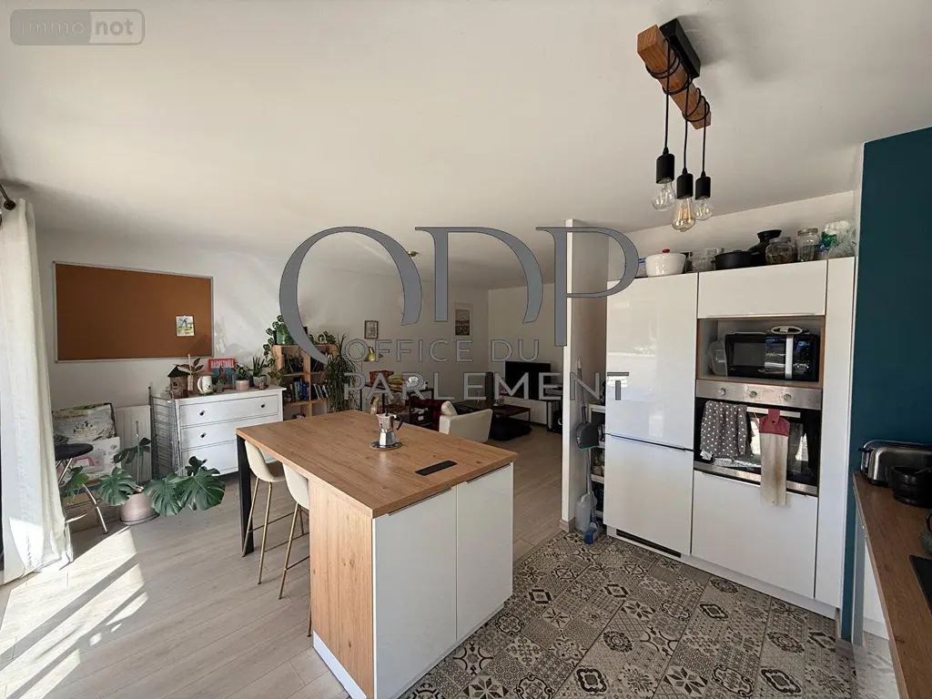 Appartement a vendre Rennes 35000 Ille-et-Vilaine 35 62 m2 3 pièces 287250 euros LAT 003