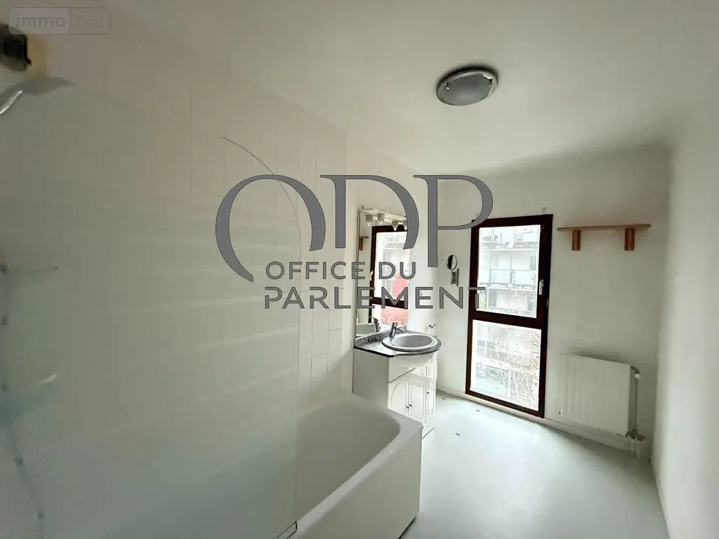 Appartement a vendre Saint-Jacques-de-la-Lande 35136 Ille-et-Vilaine 35 74 m2 3 pièces 188640 euros VAN 005