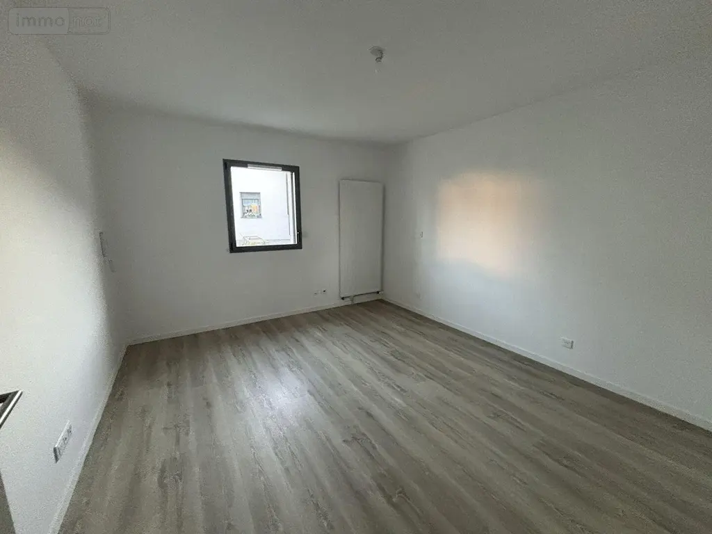 Location maison Doué-en-Anjou 49700 Maine-et-Loire 49 59 m2 2 pièces 548 euros 670 006