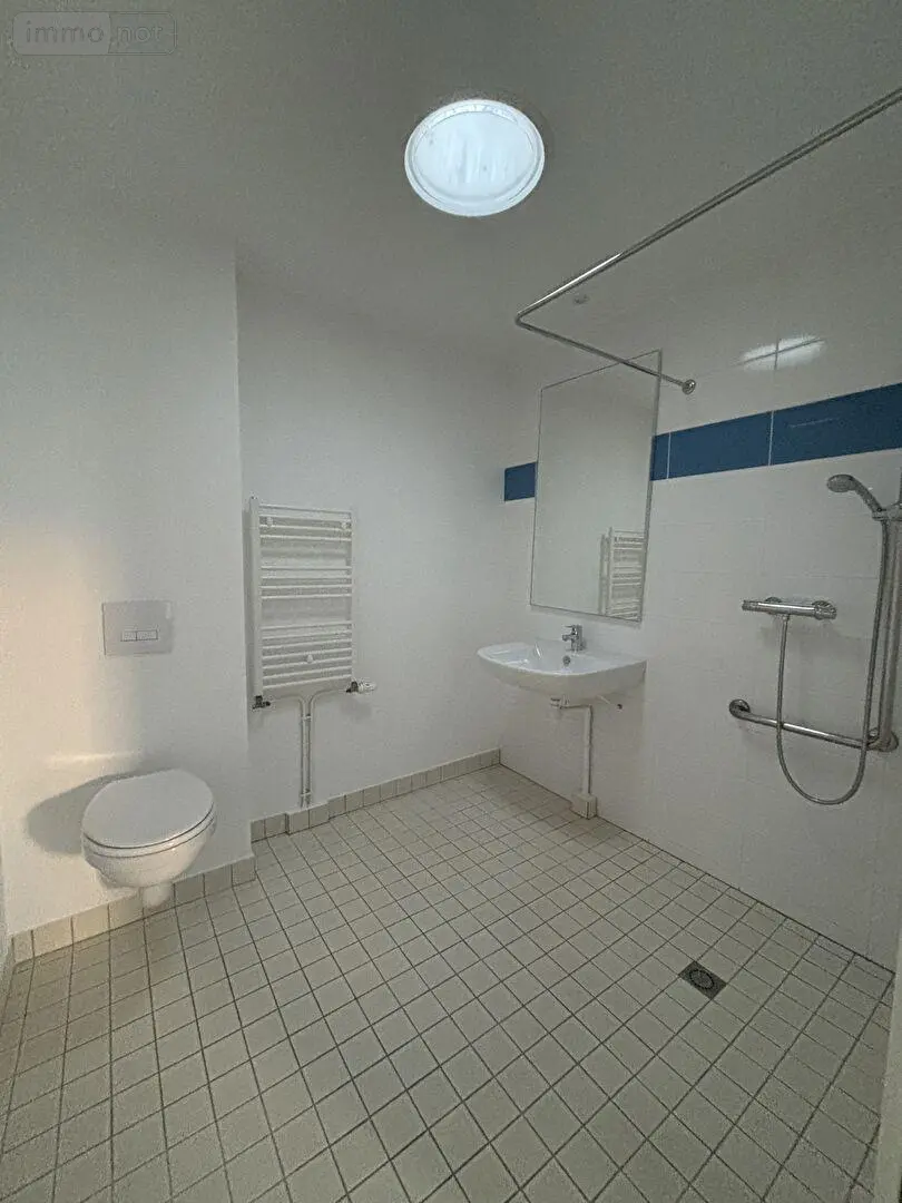 Location maison Doué-en-Anjou 49700 Maine-et-Loire 49 59 m2 2 pièces 548 euros 670 007