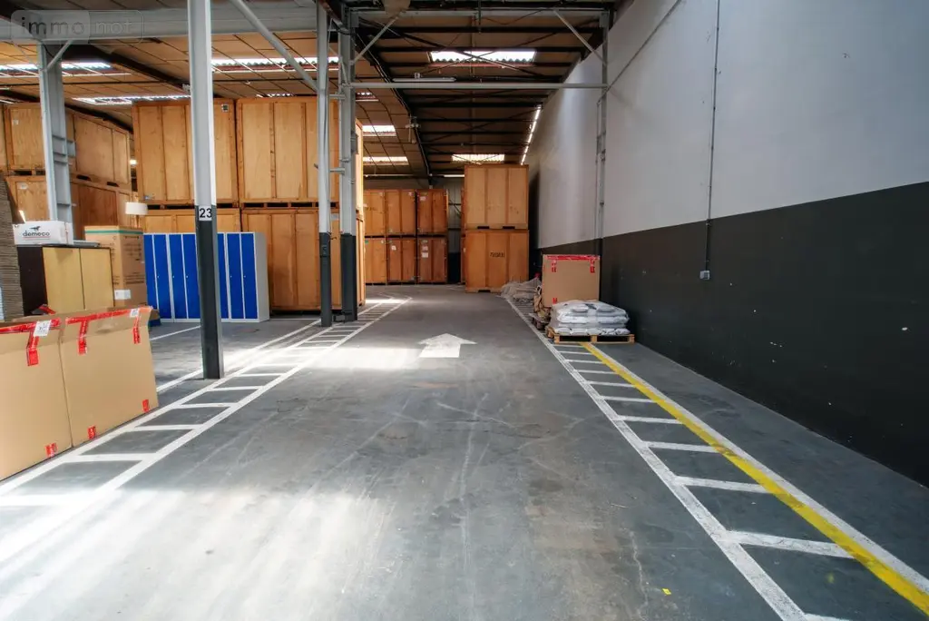 Fonds et murs commerciaux a vendre Auxerre 89000 Yonne 89 865 m2 499000 euros 02002-334 007