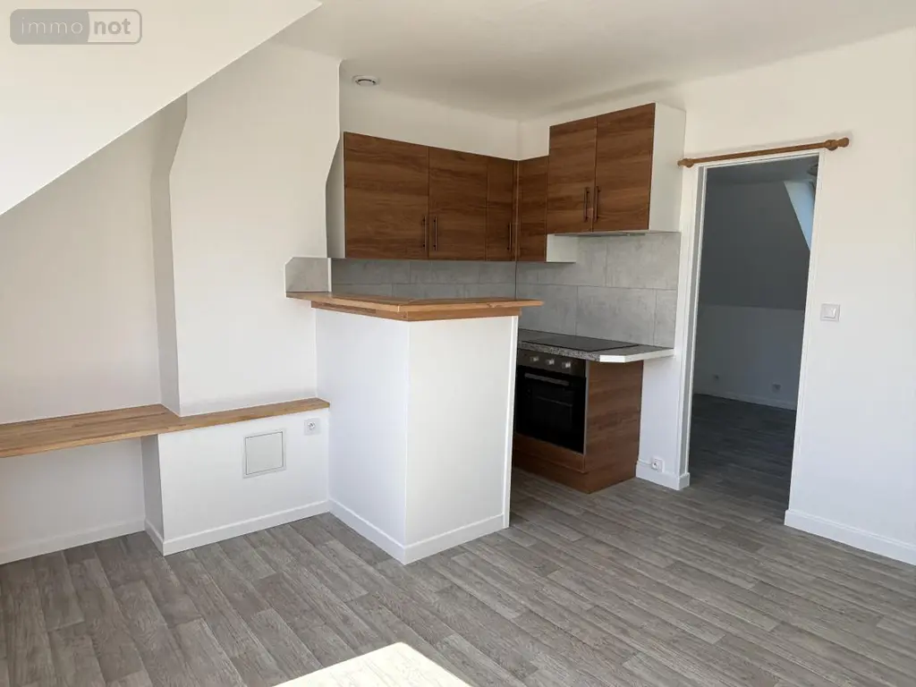 Location appartement Lille 59000 Nord 59 25 m2 1 pièce 580 euros 59002-L216 005