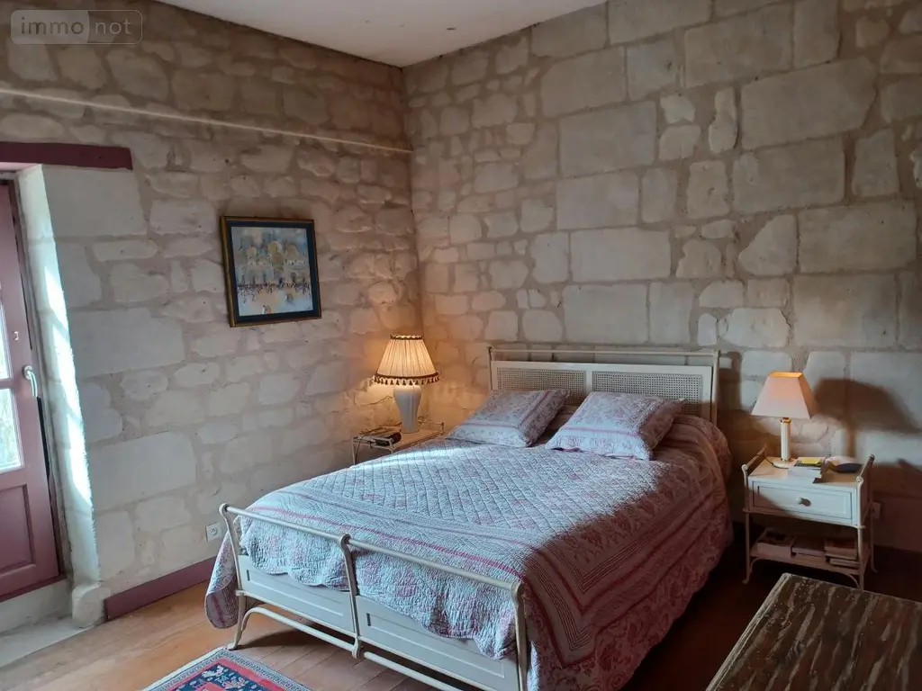 Maison a vendre Chinon 37500 Indre-et-Loire 37 250 m2 472250 euros 37094-24 009