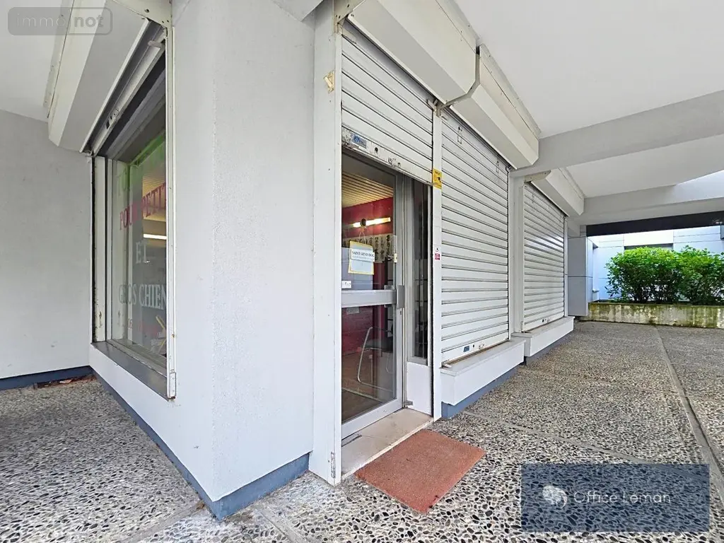 Fonds et murs commerciaux a vendre Saint-Genis-Pouilly 01630 Ain 01 64 m2 210000 euros 01047-827 004