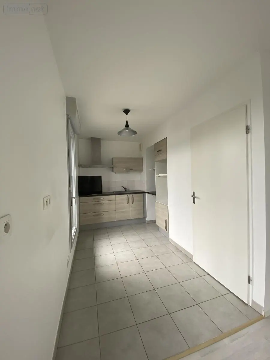 Location appartement Sainte-Luce-sur-Loire 44980 Loire-Atlantique 44 106 m2 1404 euros 44039-L330 005