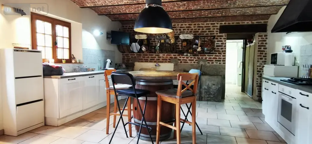 Immeuble de rapport a vendre Bapaume 62450 Pas-de-Calais 62 323 m2 544960 euros 62017-3313 020