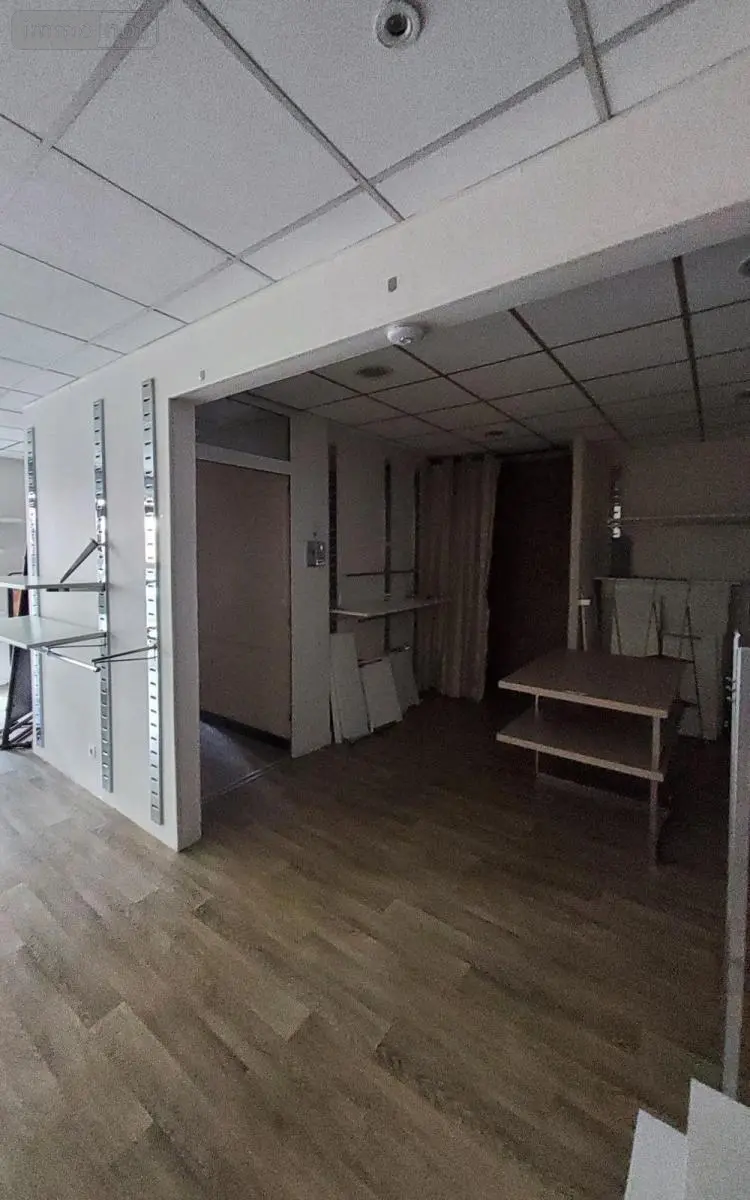 Location fonds et murs commerciaux Carhaix-Plouguer 29270 Finistère 29 70 m2 600 euros 29066-L60 003