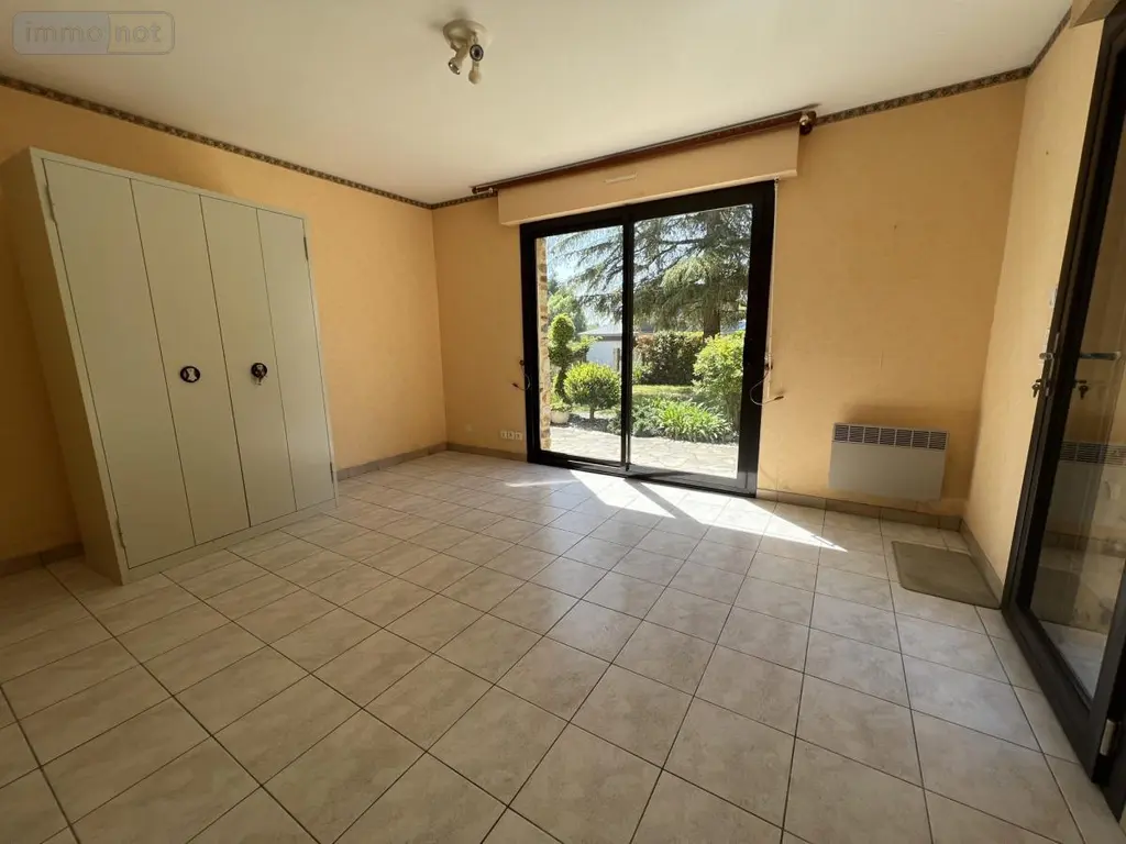 Maison a vendre Châteaugiron 35410 Ille-et-Vilaine 35 160 m2 8 pièces 405240 euros 35018-738 011