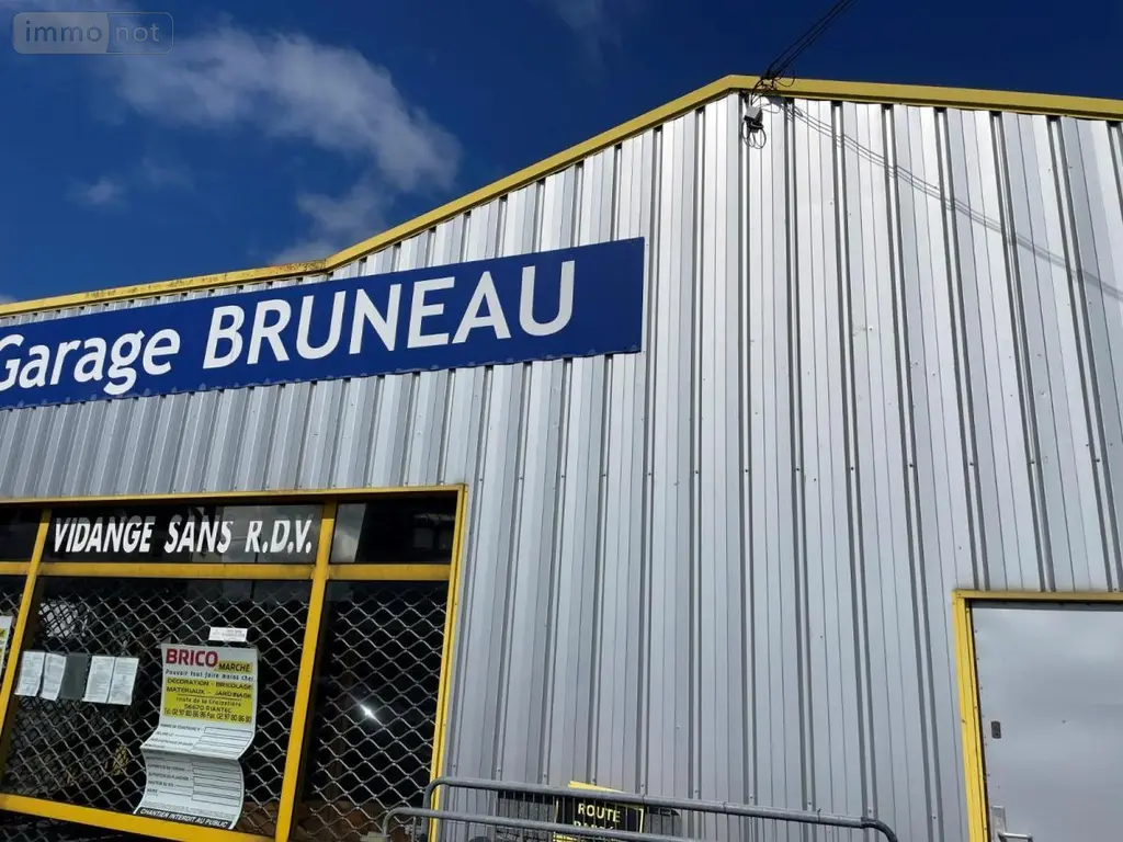 Garage et parking a vendre Port-Louis 56290 Morbihan 56 367 m2 280000 euros 56039-1269 003