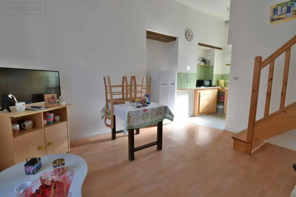 Immeuble de rapport a vendre Saint-Clément-de-la-Place 49370 Maine-et-Loire 49 99 m2 163800 euros 49019-3466 008