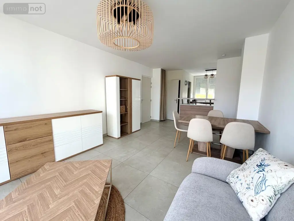 Location appartement Reims 51100 Marne 51 54 m2 983 euros 51067-L71 003