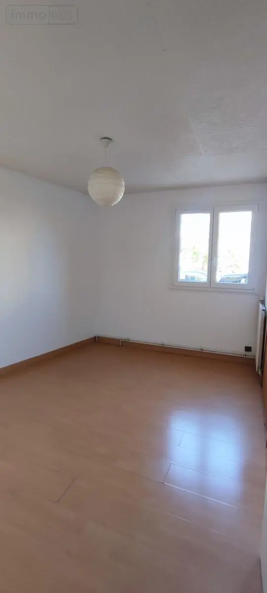 Location appartement Saint-Memmie 51470 Marne 51 41 m2 2 pièces 470 euros 51084-L664 003