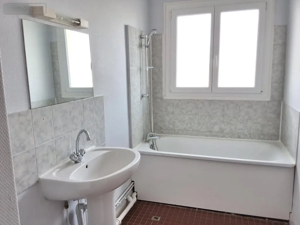 Appartement a vendre Angers 49100 Maine-et-Loire 49 49 m2 2 pièces 120750 euros 49004-1616 014