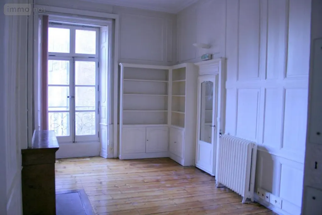 Location fonds et murs commerciaux Dole 39100 Jura 39 164 m2 1350 euros 39033-L469 004