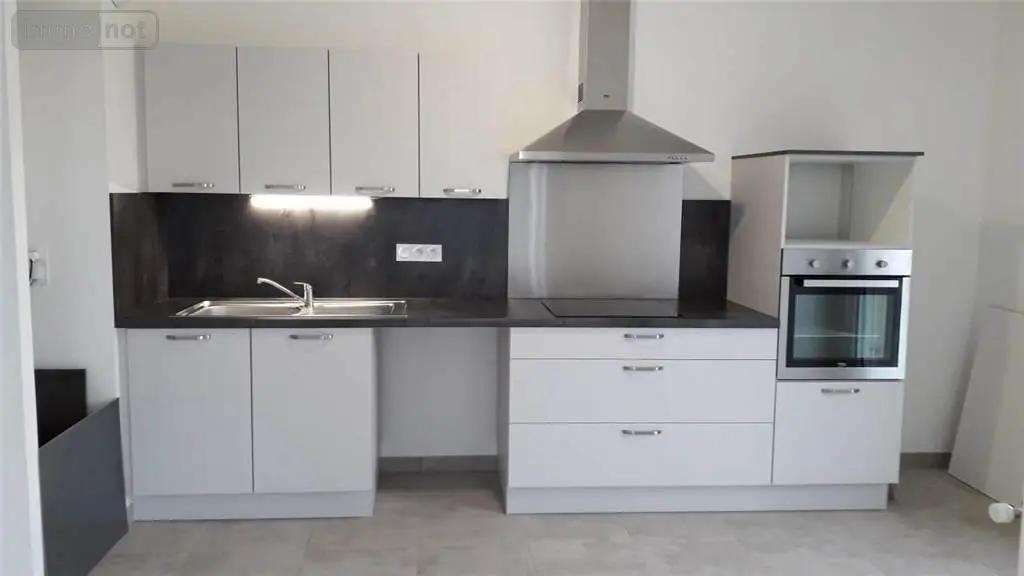 Location appartement Saint-Berthevin 53940 Mayenne 53 86 m2 895 euros 53006-L273 002