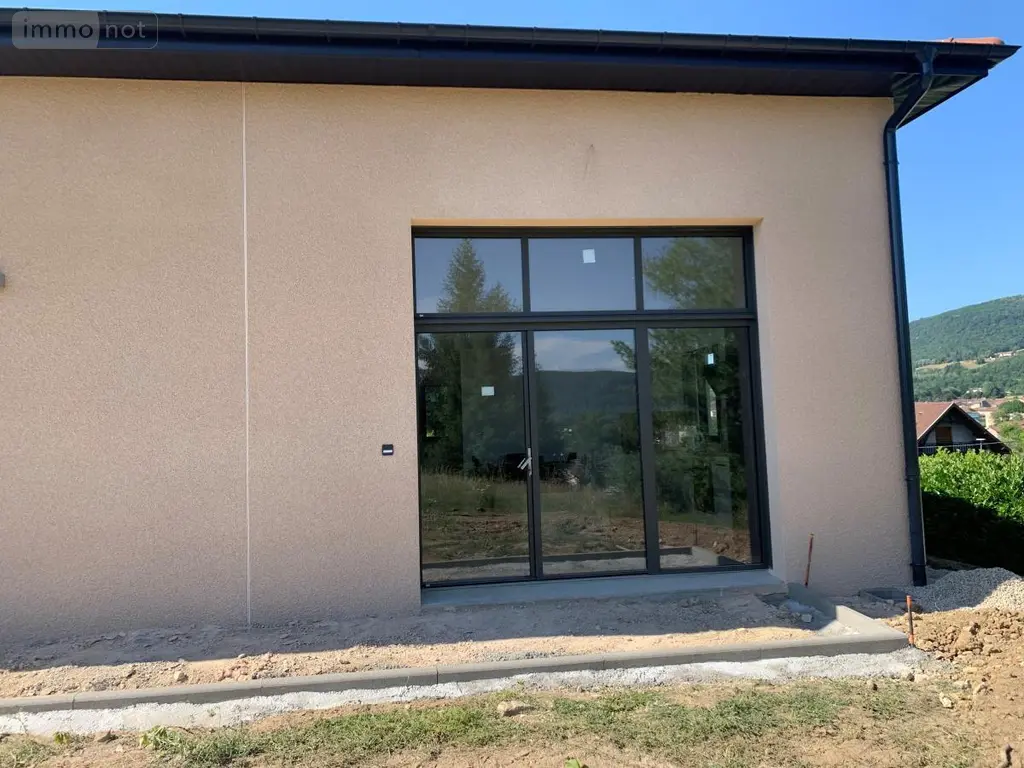 Location maison Lagnieu 01150 Ain 01 48 m2 2 pièces 850 euros 01037-L119 001