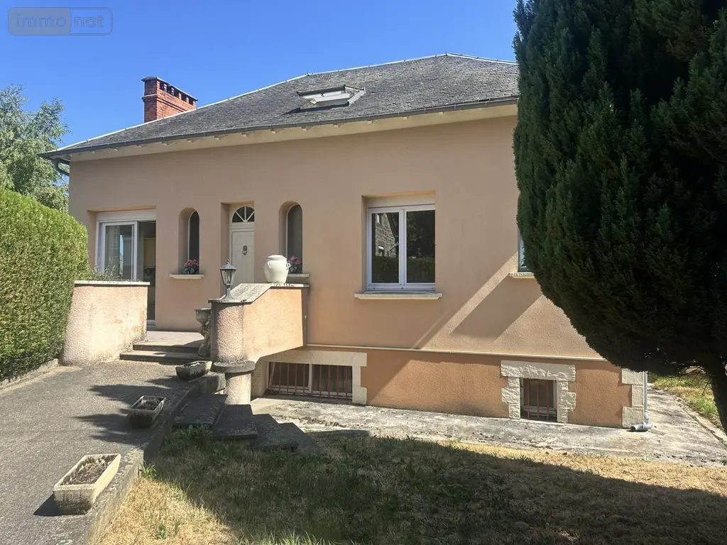 Maison a vendre Neuvéglise-sur-Truyère 15260 Cantal 15 146 m2 217300 euros 15046-87 002