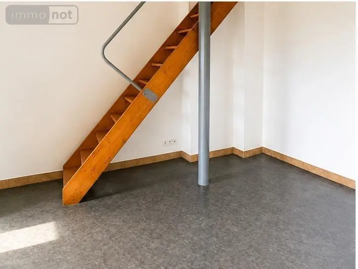 Location appartement Reims 51100 Marne 51 29 m2 2 pièces 490 euros 51047-L265 004