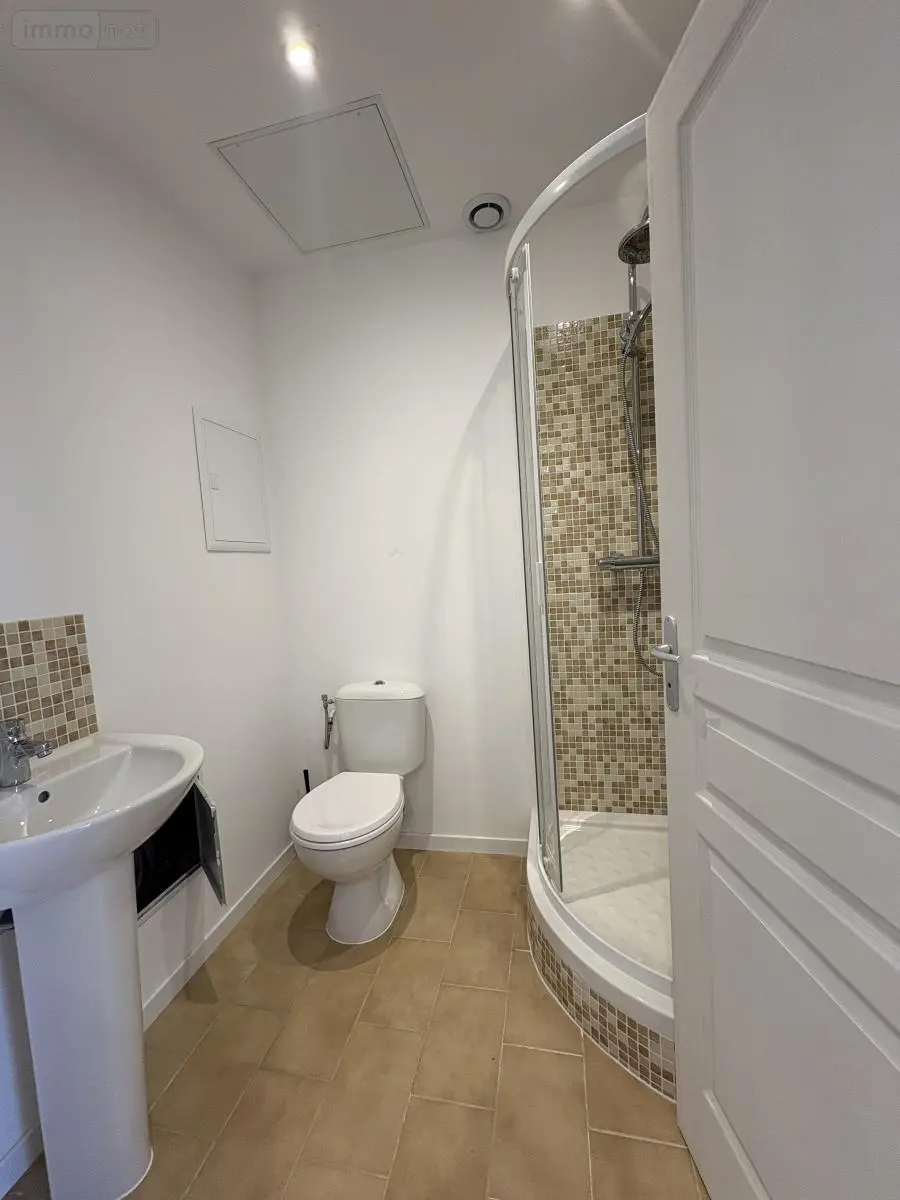 Divers a vendre Forcalquier 04300 Alpes-de-Haute-Provence 04 165 m2 3 pièces 188640 euros 04022-129 007