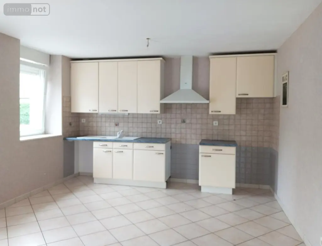 Maison a vendre Saint-Hilaire-du-Harcouët 50600 Manche 50 117 m2 4 pièces 261400 euros 50079-360 002