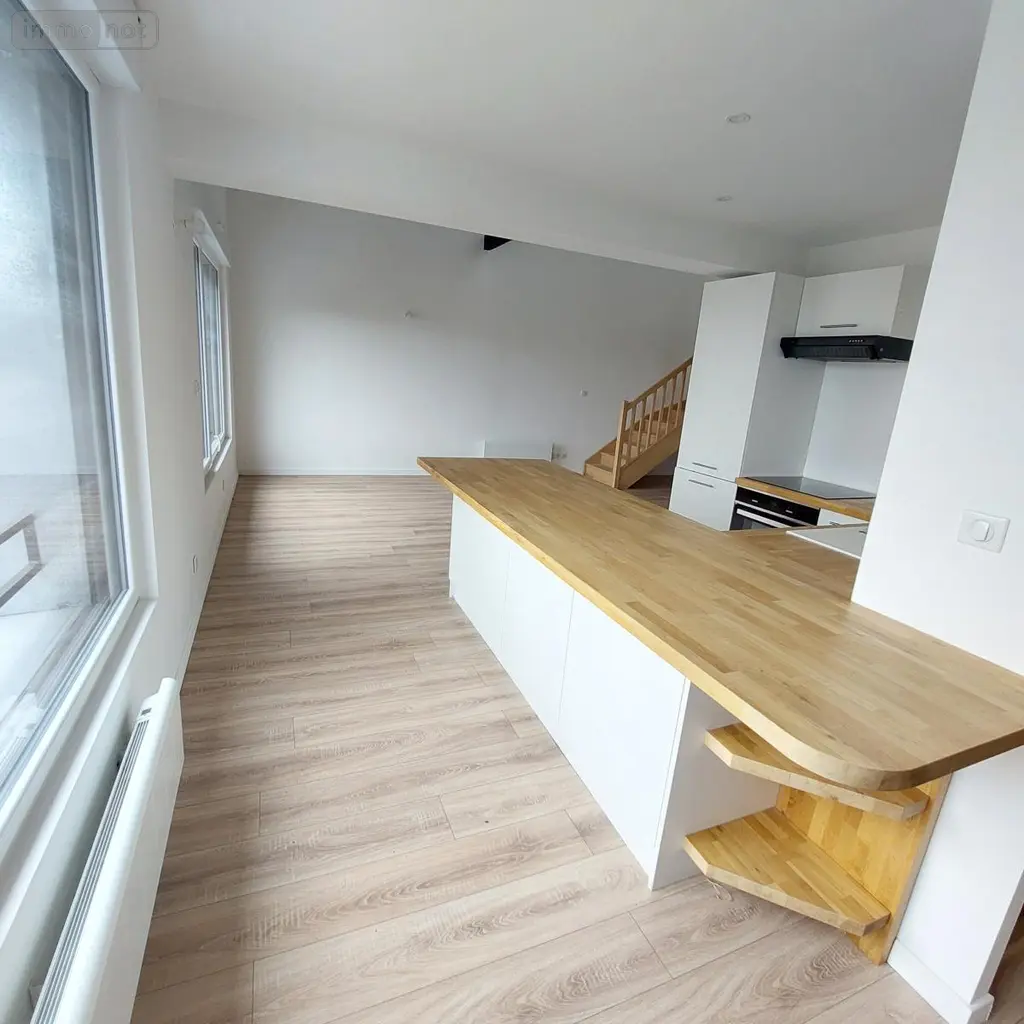 Location appartement Reims 51100 Marne 51 120 m2 990 euros 51046-L600 003