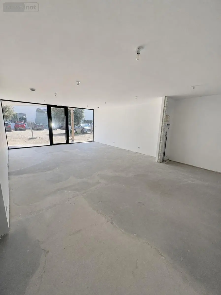 Fonds et murs commerciaux a vendre Ploeren 56880 Morbihan 56 49 m2 1 pièce 115390 euros 56094-163 002
