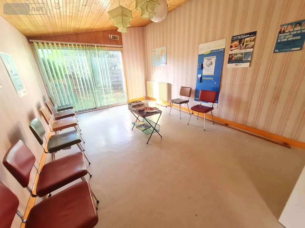 Fonds et murs commerciaux a vendre Saint-Amand-Longpré 41310 Loir-et-Cher 41 69 m2 3 pièces 114800 euros 41059-1006 002