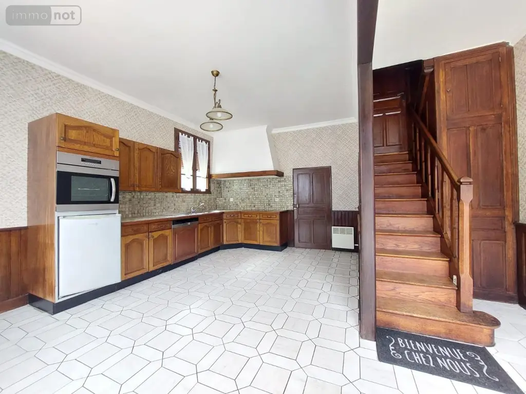 Maison a vendre Montjean 53320 Mayenne 53 112 m2 240000 euros 53032-1060 002