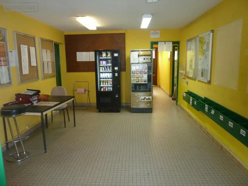 Location fonds et murs commerciaux Féchain 59247 Nord 59 1900 m2 25 pièces 4000 euros 59083-L1683 014