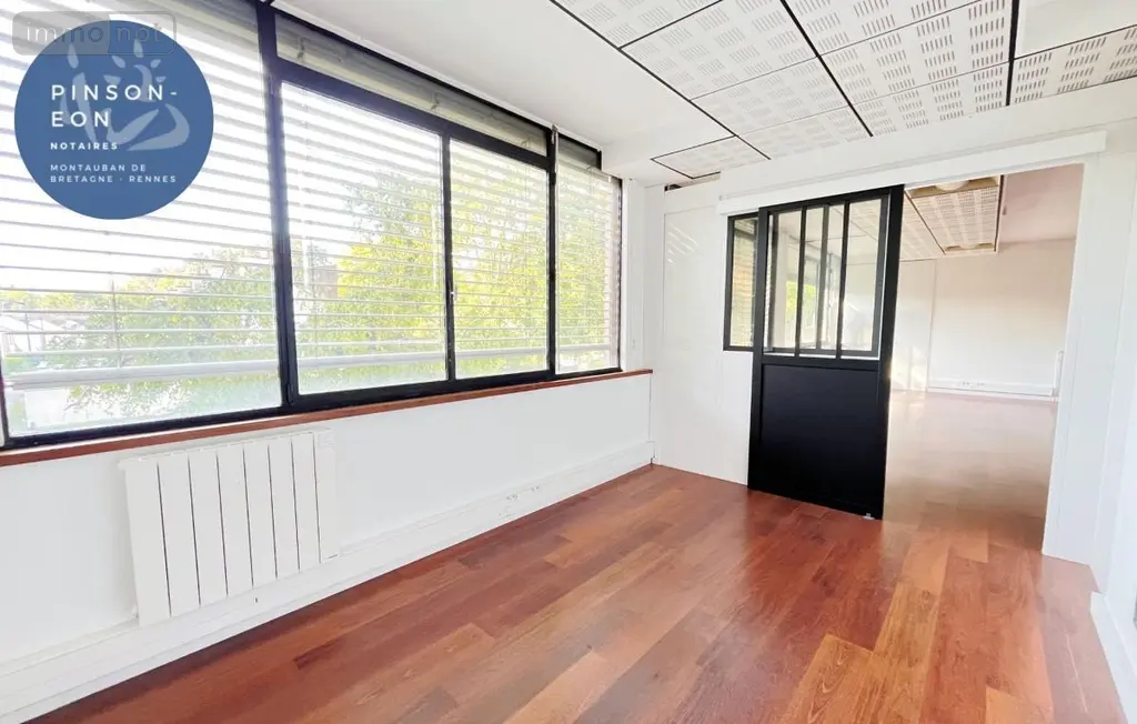 Fonds et murs commerciaux a vendre Rennes 35000 Ille-et-Vilaine 35 68 m2 2 pièces 271856 euros 35056-1604 002