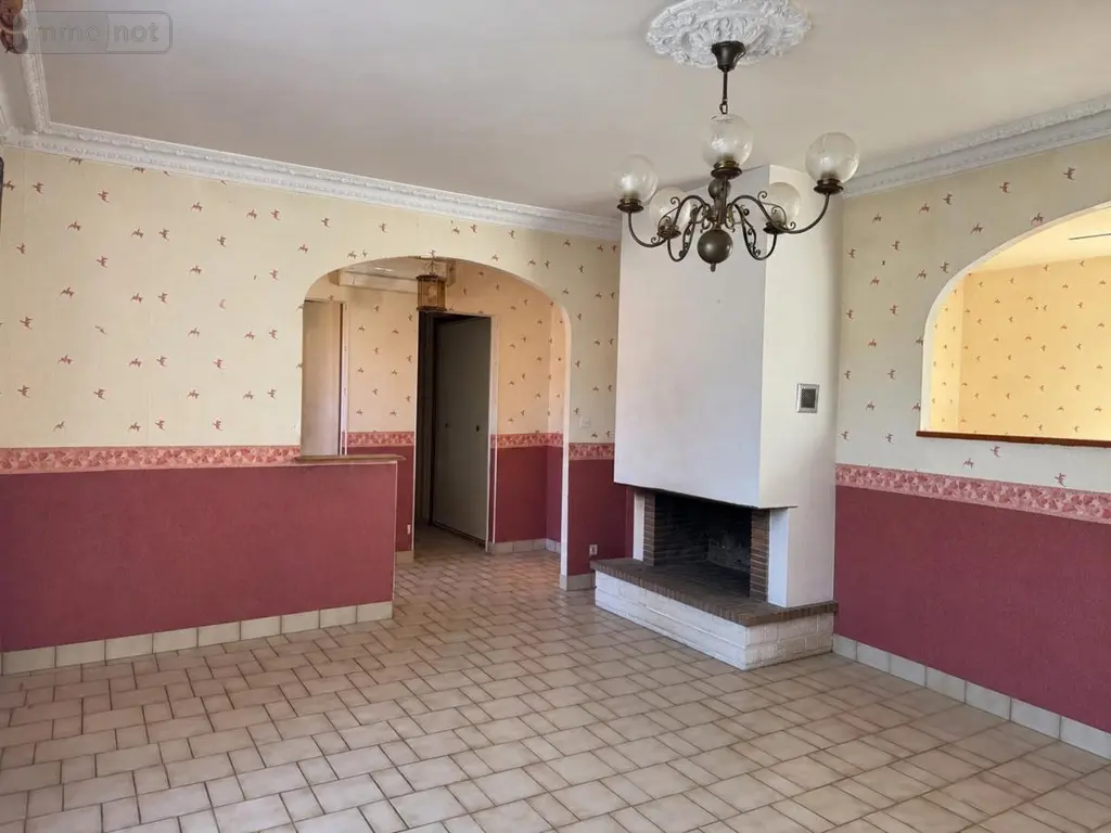 Maison a vendre La Jubaudière 49510 Maine-et-Loire 49 114 m2 5 pièces 199120 euros 49058-1598 005