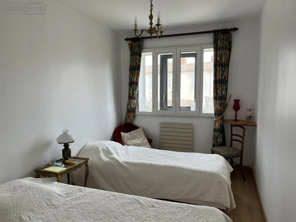 Appartement a vendre Luçon 85400 Vendée 85 92 m2 4 pièces 239000 euros 85088-2281 006