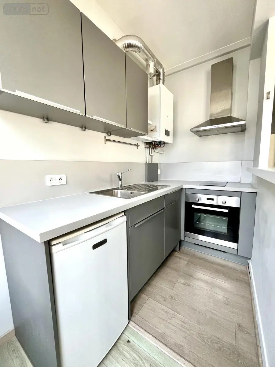 Location appartement Rouen 76000 Seine-Maritime 76 42 m2 2 pièces 760 euros 76008-L146 003