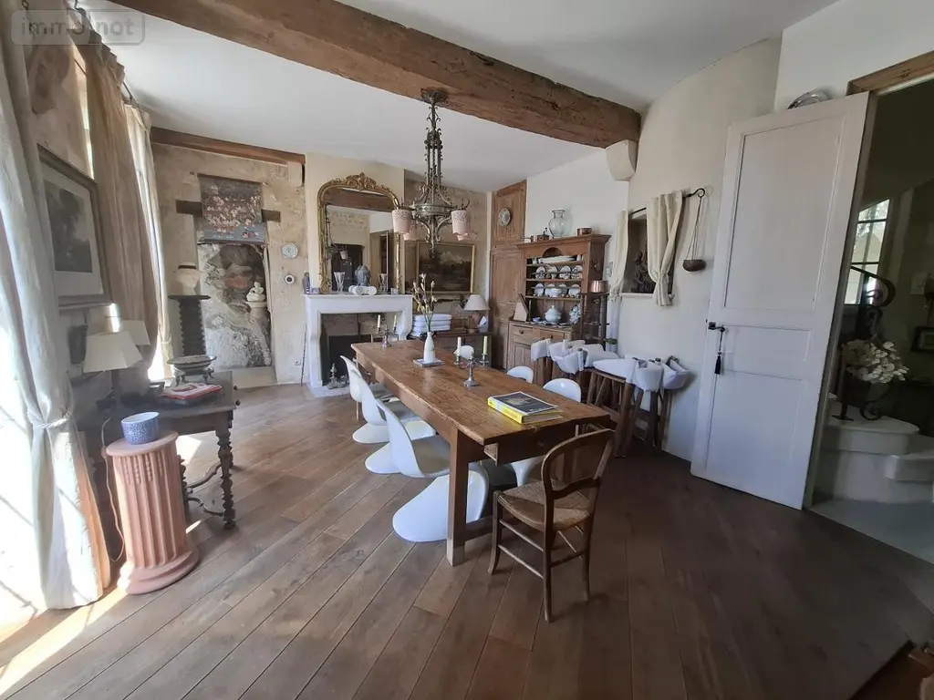 Maison a vendre Saintes 17100 Charente-Maritime 17 350 m2 13 pièces 988000 euros 17111-674 012
